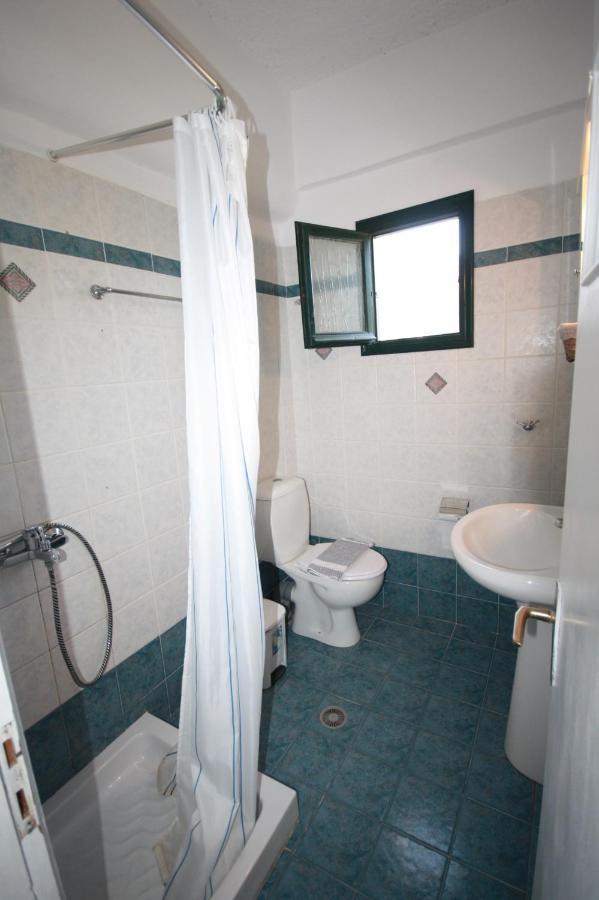 Cyclades Beach Apartments Chrisopigi  エクステリア 写真