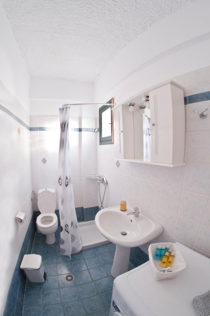Cyclades Beach Apartments Chrisopigi  エクステリア 写真