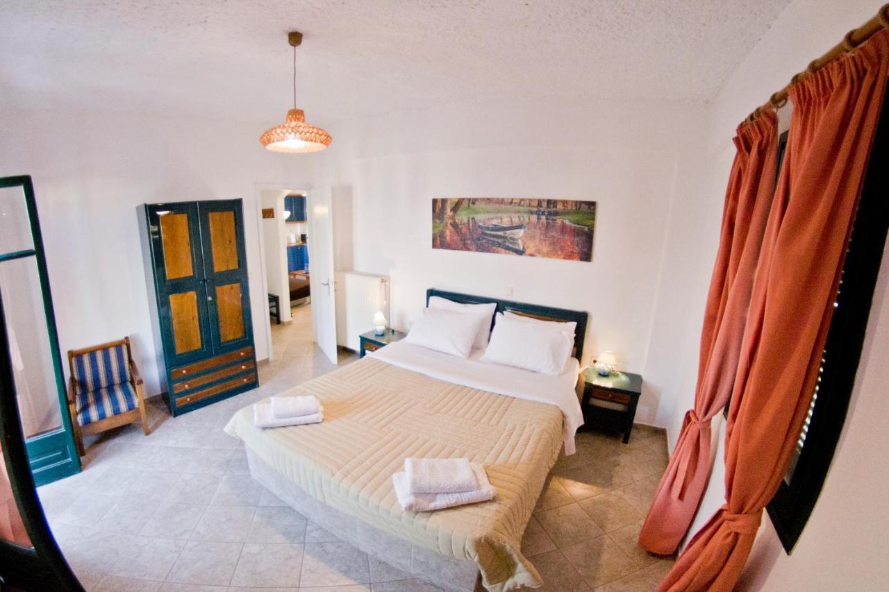 Cyclades Beach Apartments Chrisopigi  エクステリア 写真